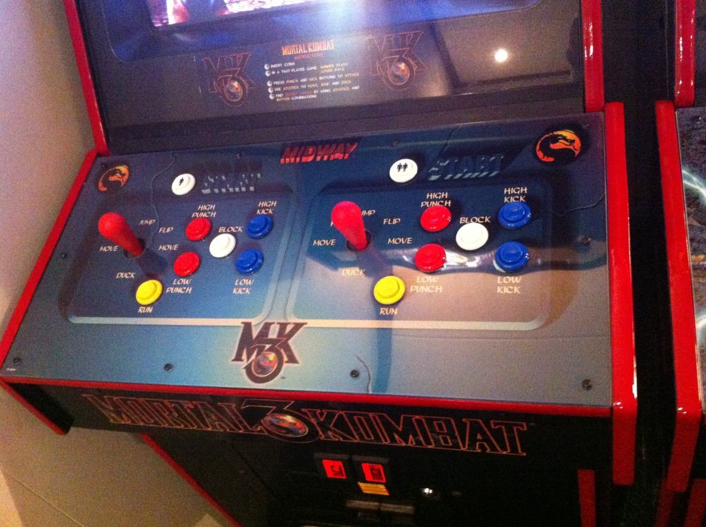 V Ultimate Mortal Kombat 3 Arcade Umk3 Flippermarkt